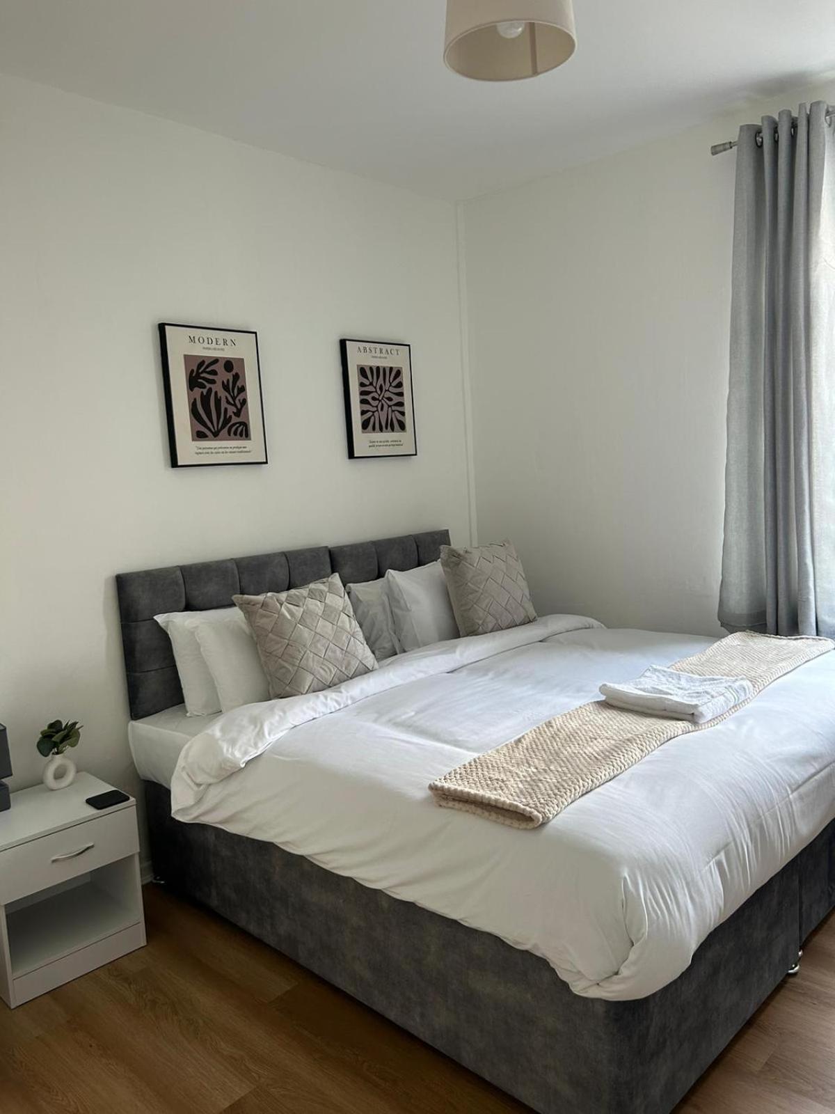 Mideyah Stays - 3 Bed Comfy House Cardiff Exterior photo